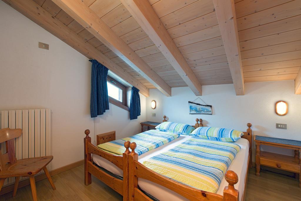 Appartamento Bait Vegl Livigno Camera foto